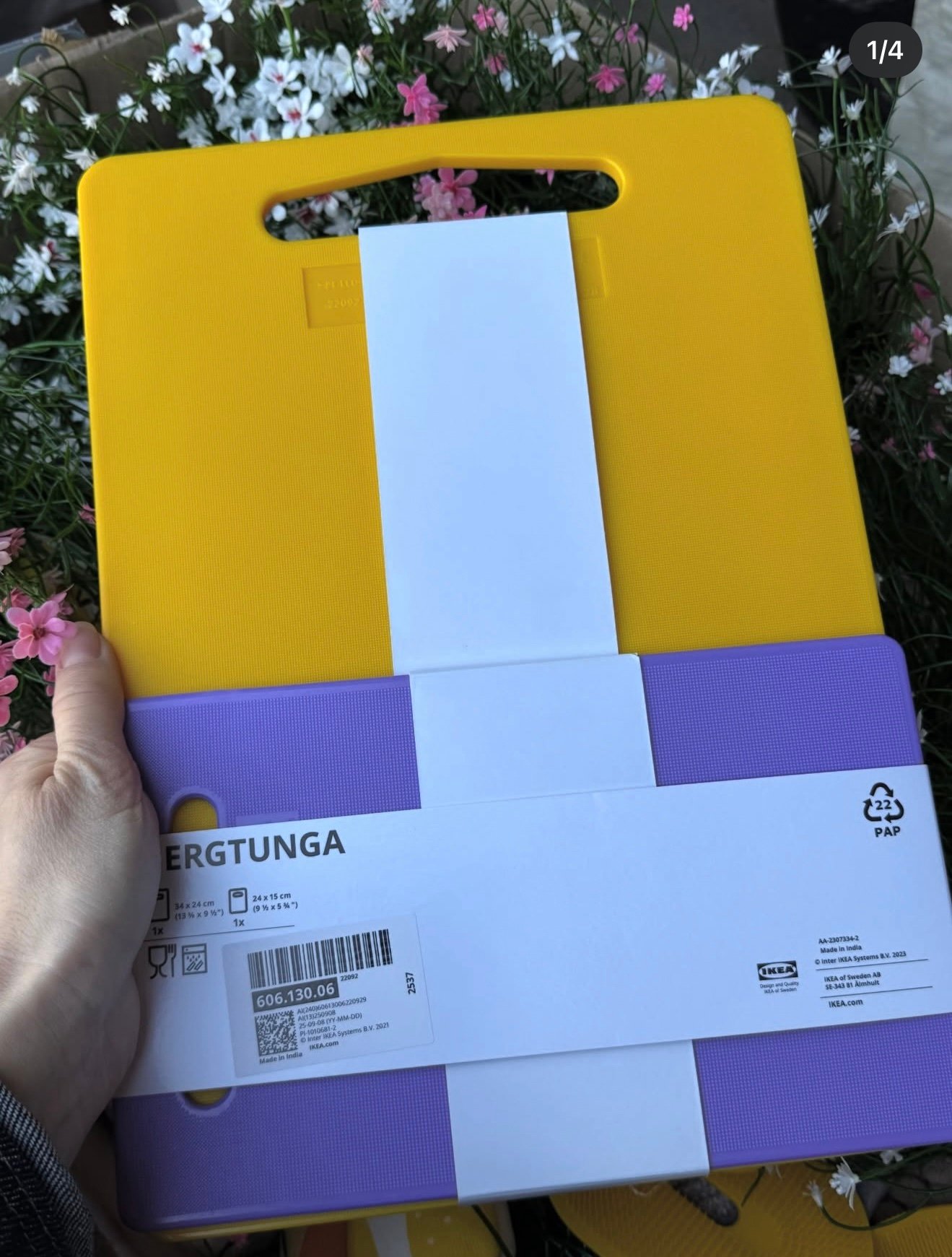 ✨BERGTUNGA
Chopping board, set of 2, bright yellow/lilac