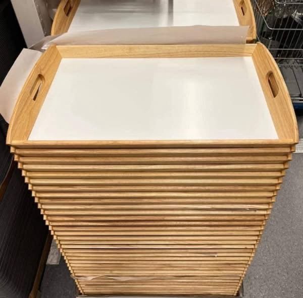✨KLACK
Tray, rubber wood
Size 38 x 58 cm - Image 4