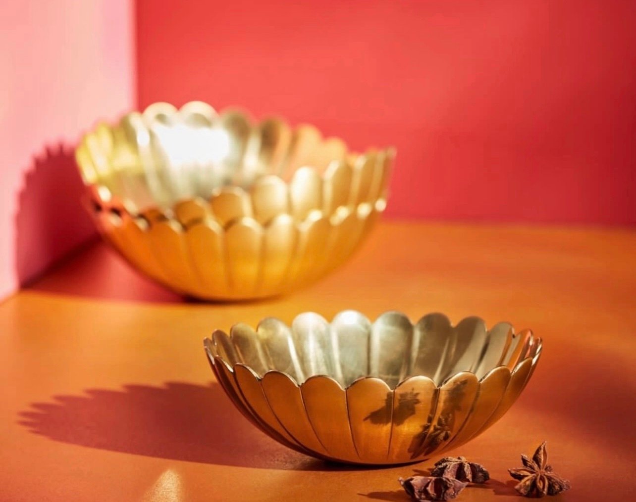 ✨AROMATISK
Decorative bowl, gold-colour, 15 cm