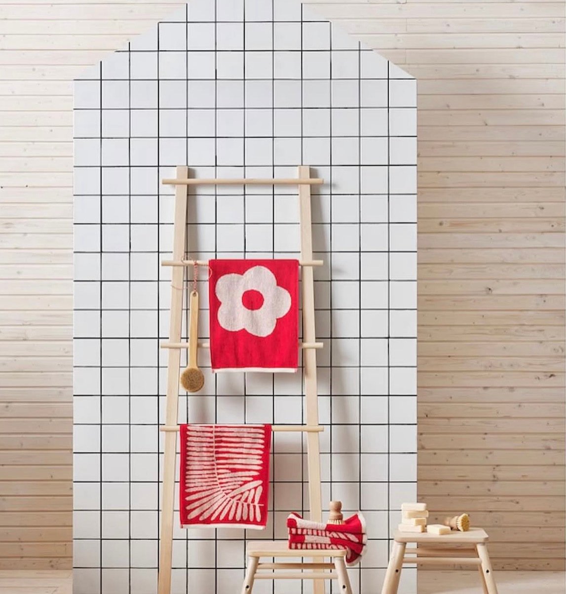 ✨MAJSMOTT
Guest towel
red/beige, 30x50 cm