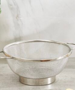 Alternative view of colander size 16.5