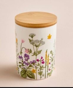 Alternative view of 600ml- porcelain container with a wooden lid 💕